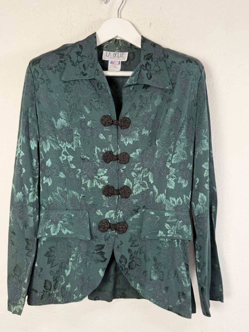 La Belle Womens Green Floral Jacquard Blazer Frog Closure Vintage Made USA Sz 11